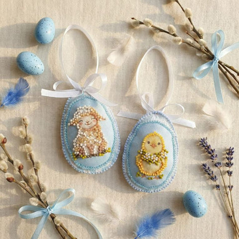 Velykinis karoliukų siuvinėjimo rinkinys „Easter Company“ ant drobės, 15×5 cm
