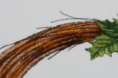 Siuvinėjimo rinkinys „Žiemos pasaka“ – kalėdinis vainikas, 25x27 cm