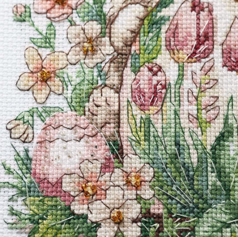 Kryželiu siuvinėjimo rinkinys „Velykinis triušiukas“ su karoliukais, 17 x 24 cm, ant Zweigart Aida 14 ct drobės