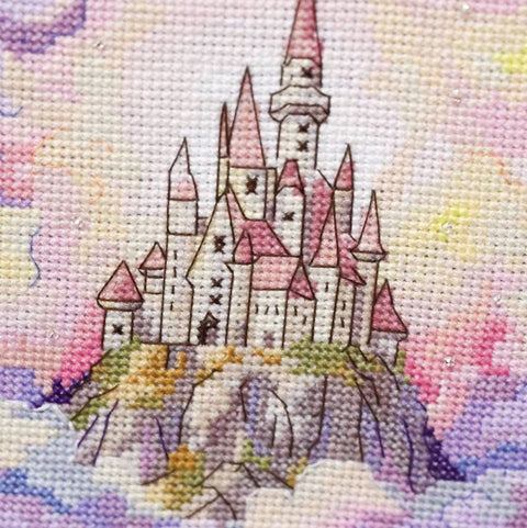 Kryželiu siuvinėjimo rinkinys „Karalystė danguje“ su karoliukais, 18x18 cm, AAH-323