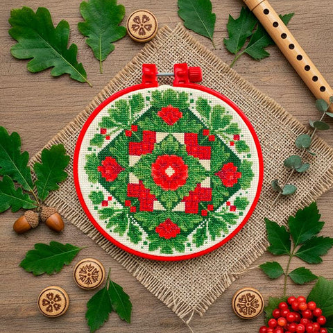 Kryželiu siuvinėjimo rinkinys „Tradicinis motyvas“, 15×15 cm rankdarbis