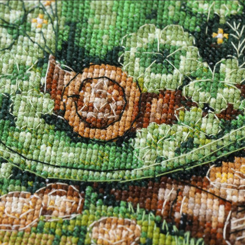 Siuvinėjimo kryželiu rinkinys „Leprekono skrybėlė“ su lankeliu 15 x 15 cm