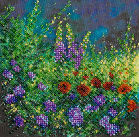 Mini karoliukų siuvinėjimo rinkinys „Lauko pieva“, 15×15 cm dekoratyvinei siuvinėjimui