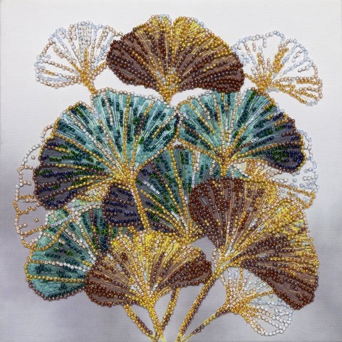 Siuvinėjimo rinkinys su karoliukais „Smaragdinė šakelė“, 20x20 cm