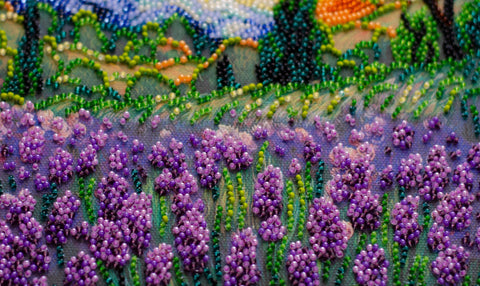 Karoliukų siuvinėjimo komplektas „Vasariniai prisiminimai“ 20x20 cm