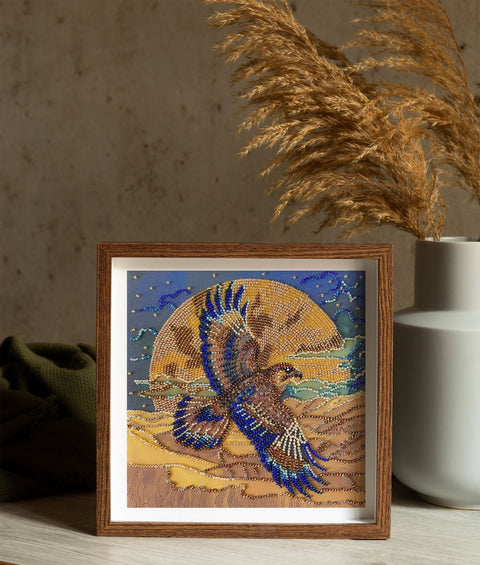 Karoliukų siuvinėjimo komplektas „Dykumos sparnai“ 20x20 cm rankdarbiams
