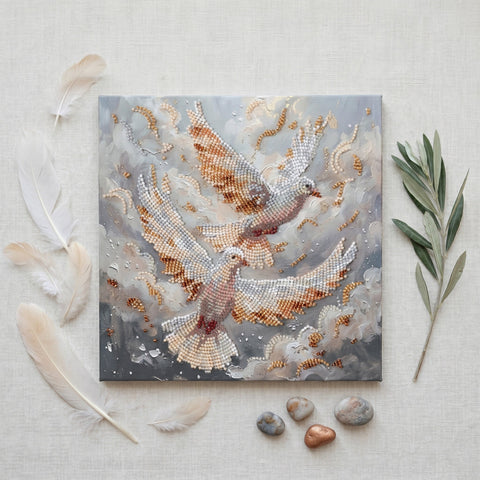 Siuvinėjimo karoliukais rinkinys „Balandžių šokis“ 20 x 20 cm