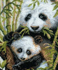 Siuvinėjimo rinkinys Riolis 1159 Panda su jaunikliu - kaSiulai.lt