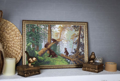 Kryželiu siuvinėjimo rinkinys „Rytas pušyne“ su Murano 32 audiniu, 43,7 x 29,3 cm gamtos peizažas