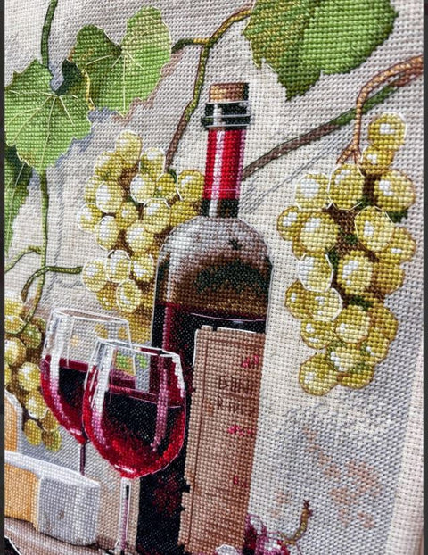 Siuvinėjimo kryželiu rinkinys „Natiurmortas su vynu“ 25 x 32 cm