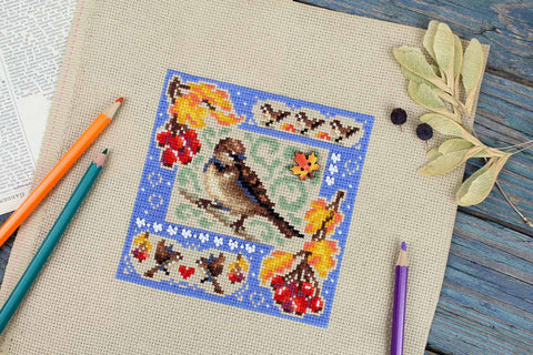 Siuvinėjimas kryželiu: rinkinys „Rudens kompozicija – Mini sampler“, 13×13 cm