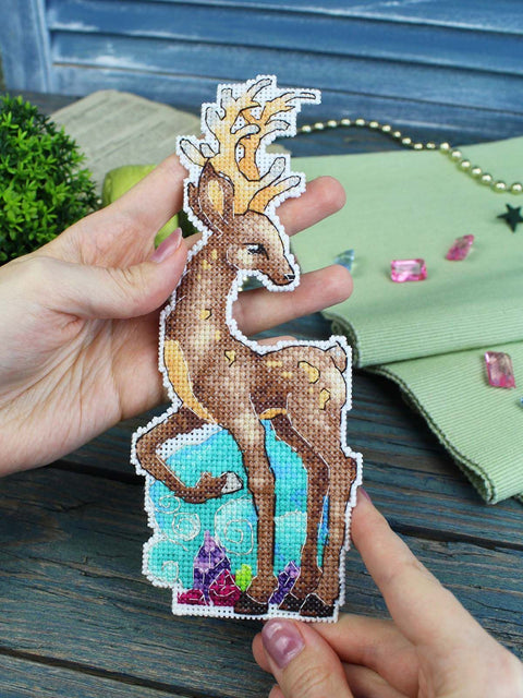 Siuvinėjimo kryželiu rinkinys „Silver Hoof“ ant plastikinės drobės, 20x8 cm, SR-1186