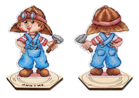 Vaikiškas kryželiu siuvinėjimo rinkinys „Mechanikas 1“ ant plastikinės kanvos 12x9 cm SR-1302