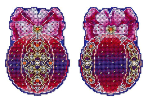 Kryželių siuvinėjimo rinkinys „Širdies magija“ – kalėdinis burbulas eglutei, 12×9 cm