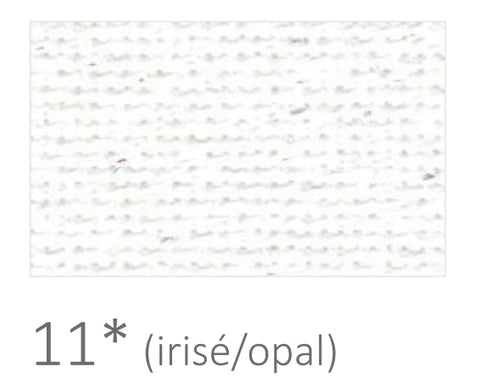 Zweigart Lugana siuvinėjimo drobė 48×68 cm – iš anksto iškirptas audinys