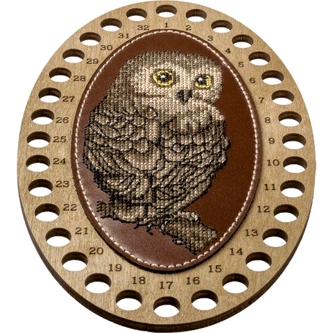 Kryželiu siuvinėjimo rinkinys — perforuotos dirbtinės odos siūlų organizatorius (12,5×20,5 cm, 7 spalvos)