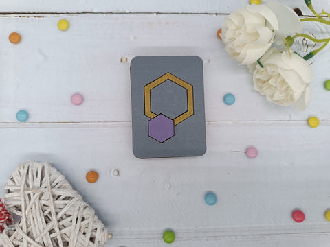 Violetinis šešiakampis medinis adatų dėklas KF056/105 - kaSiulai.lt