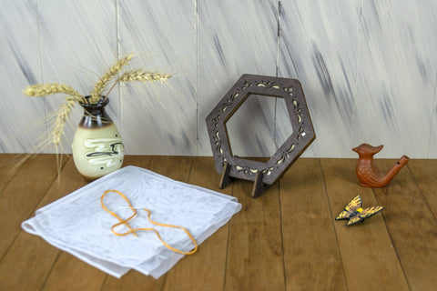 Wenge magnetinis siuvinėjimo lankelis 14×16 cm - kaSiulai.lt