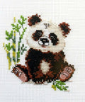 Žavus panda motyvo kryželių siuvinėjimo rinkinys, Aida 14 ct, 9×10 cm – puiki dovana - kaSiulai.lt